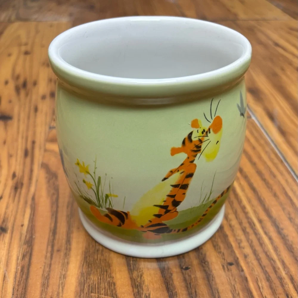 Green‎ Disney Parks Watercolor Mug with Tigger Winnie the Pooh Design